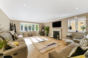 Lounge- click for photo gallery